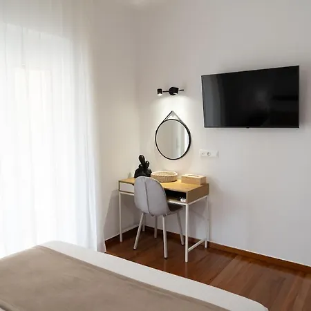 Thaeros 2-bedroom In The Center Rethymno