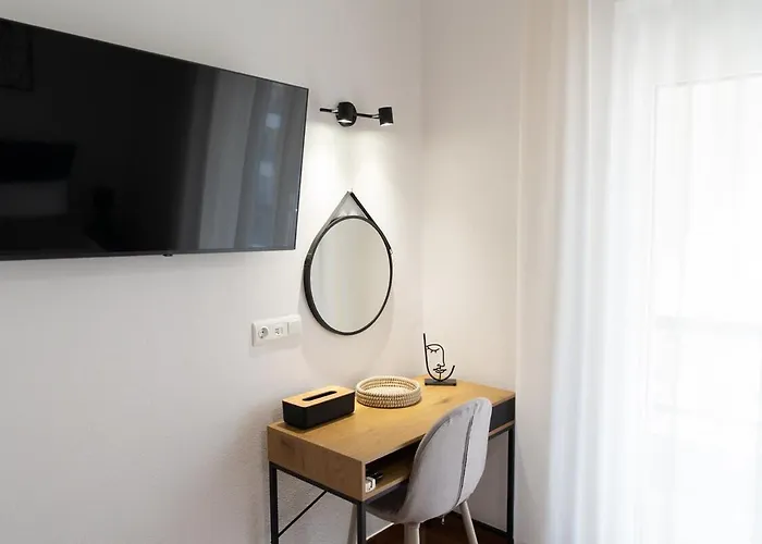 Apartment Thaeros 2-bedroom In The Center *