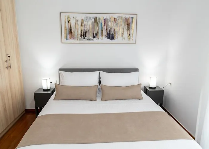 Thaeros 2-bedroom In The Center Apartment Rethymno