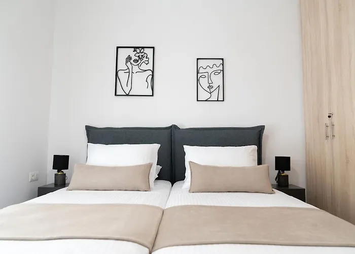 Apartment Thaeros 2-bedroom In The Center *