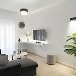 Thaeros 2-bedroom In The Center Rethimno