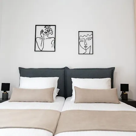 Apartament Thaeros 2-bedroom In The Center *