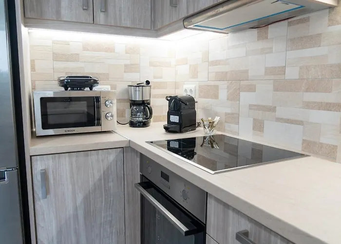 Thaeros 2-bedroom In The Center Apartament *