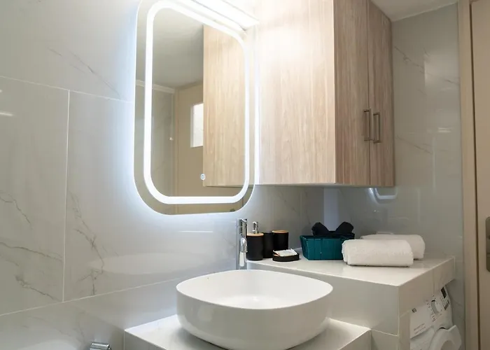 Thaeros 2-bedroom In The Center * Retimno